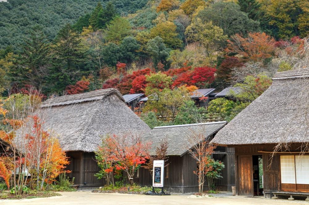 おがわ作小屋村