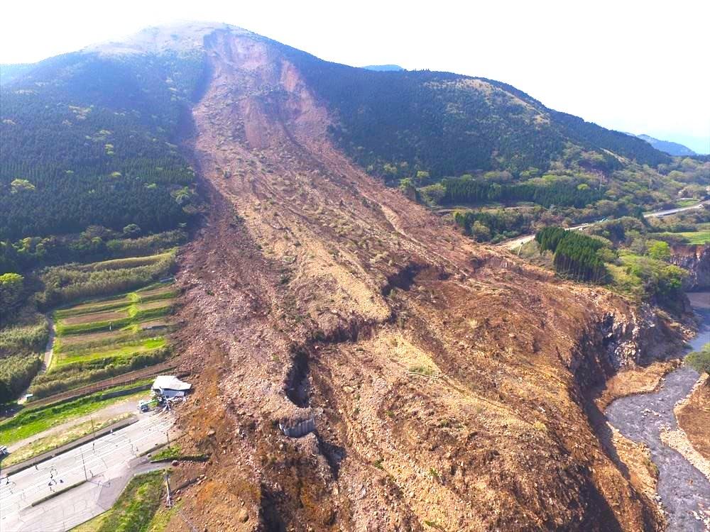 熊本地震から8年　蘇りの郷阿蘇の旅へ